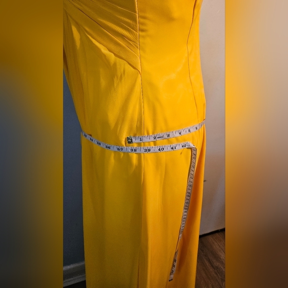 Source Unknown Strapless Yellow Gown - Picture 5 of 7